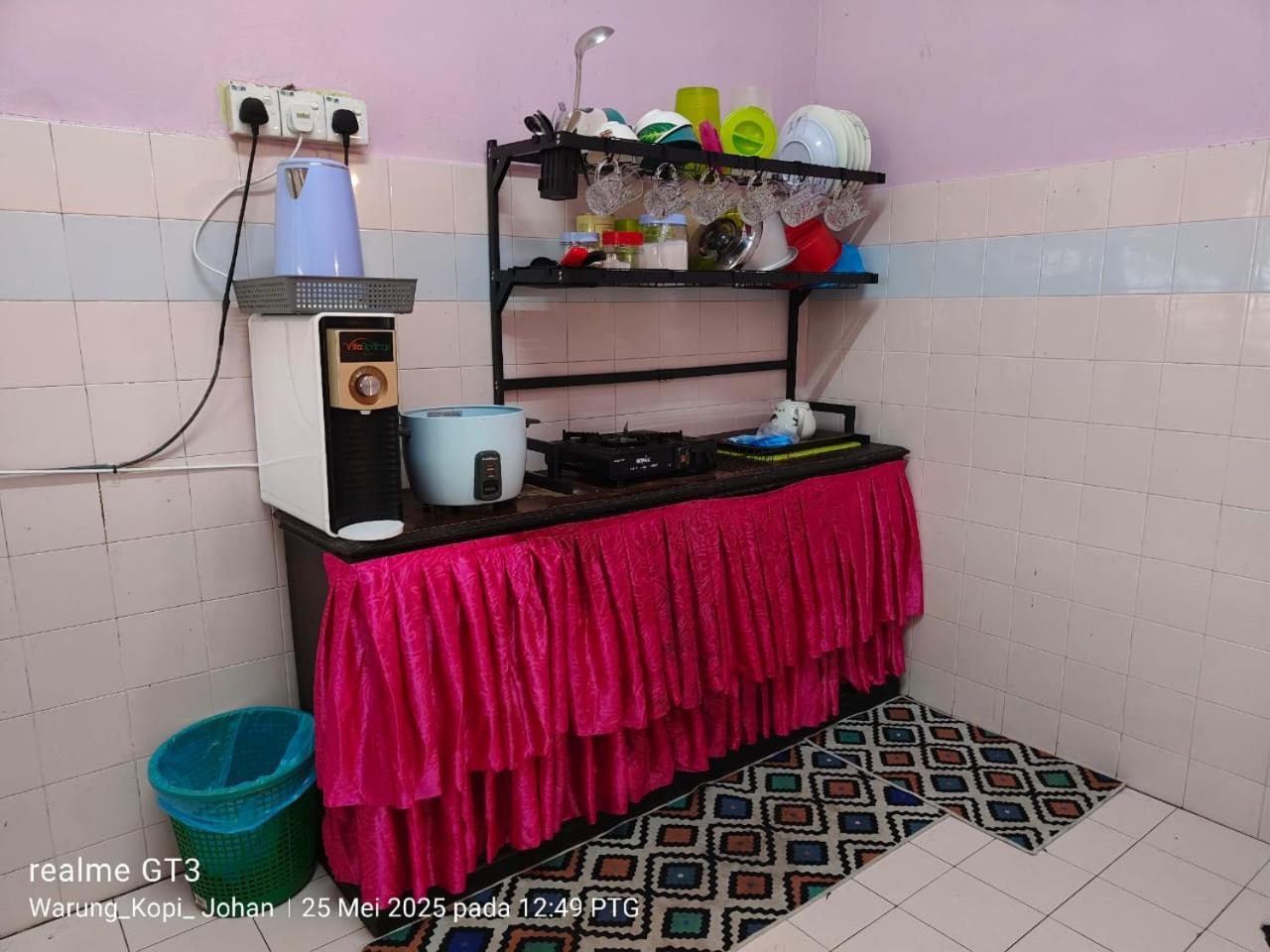 Homestay D' Tengah Bandar Kuala Rompin Kültér fotó