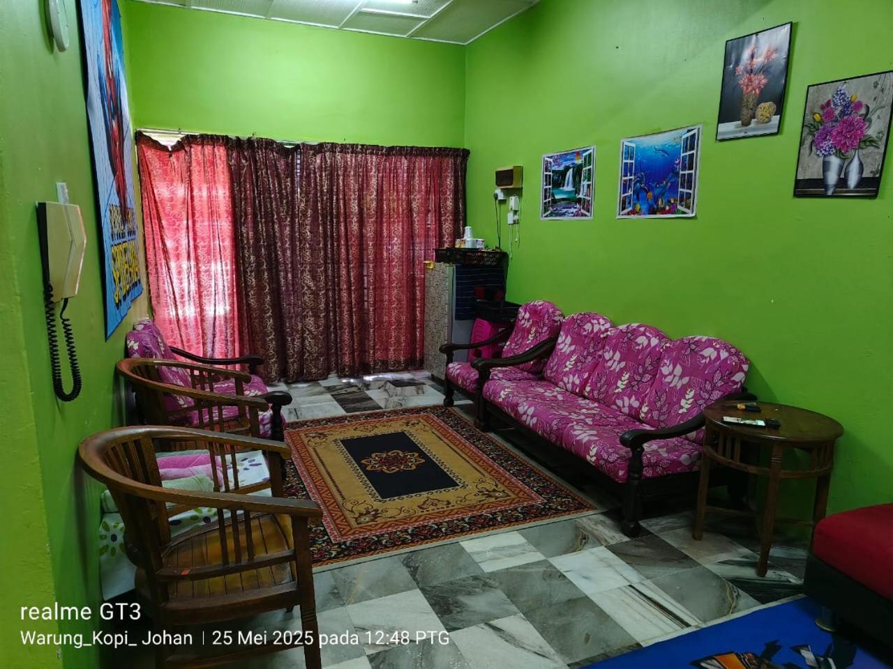 Homestay D' Tengah Bandar Kuala Rompin Kültér fotó